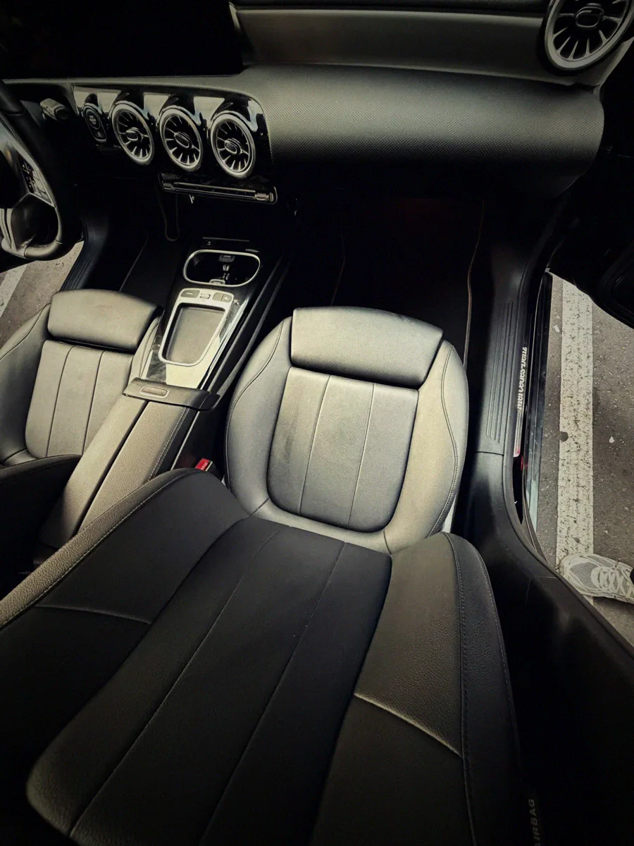 Front seats and centre console after the detail